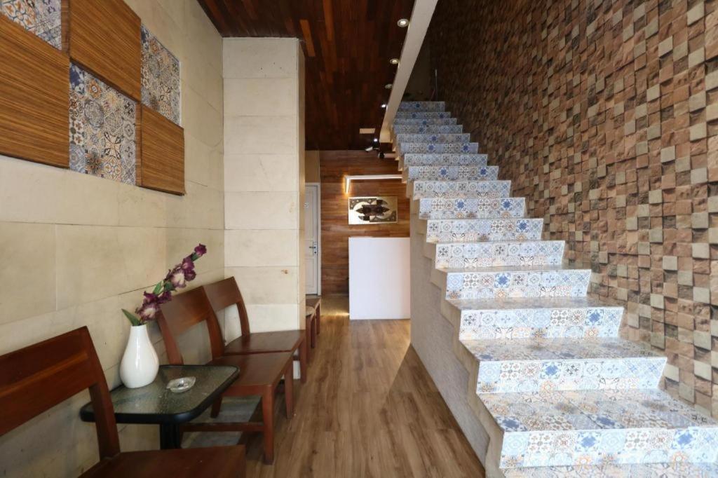 Magnolia Hotel Jakarta Exterior photo